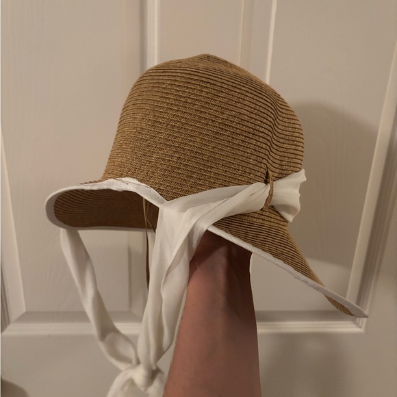 San Diego Hat Company Tan and White Wide Brim Hat - Picture 2 of 3